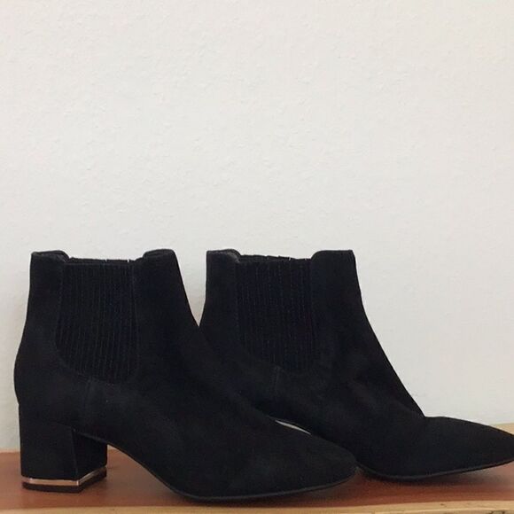 Kenneth Cole Women's Black Suede Edina Ankle Bootie Chunky Block Heels Boots, - Picture 3 of 9